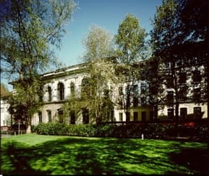 Fach- und Wirtschafts-Mittelschulzentrum