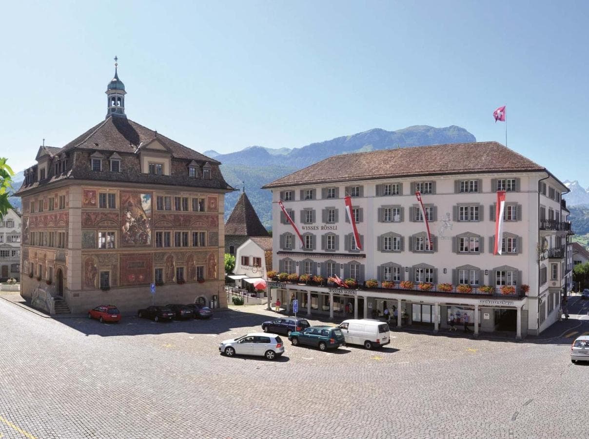 Hotel & Restaurant Wysses Rössli